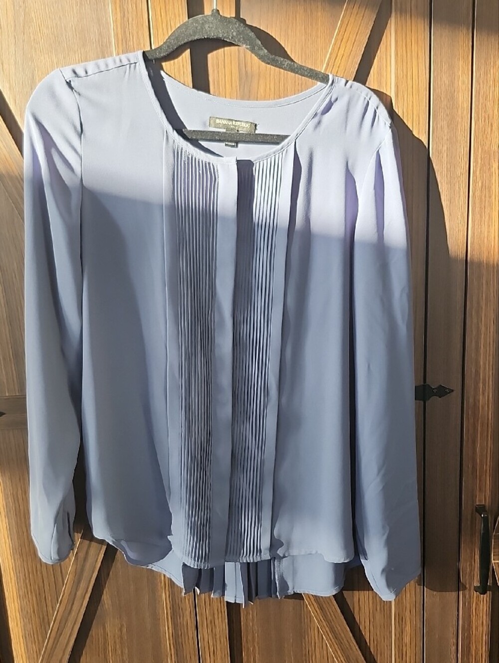 Banana Republic Light Blue Pintuck-Front Long Sleeve Blouse - Picture 10 of 12